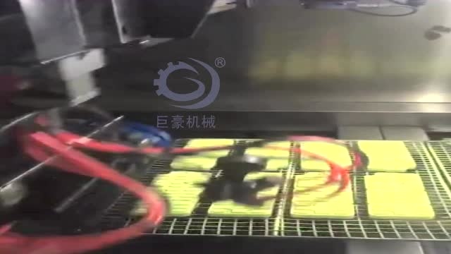 遙控器噴涂線——往復(fù)噴涂機(jī)